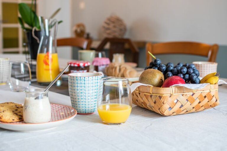 petit-dejeuner-salle-puy-du-fou-85